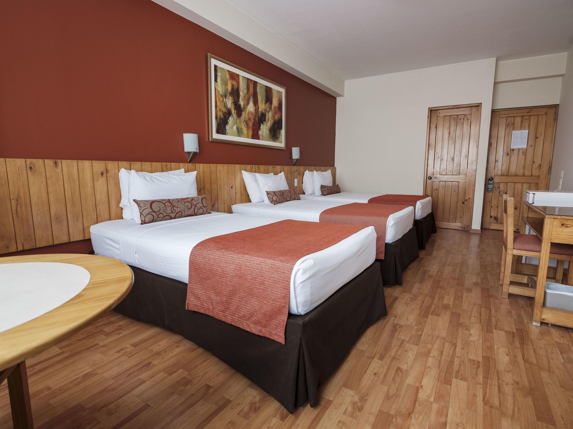 לימה Qorianka Hotel מראה חיצוני תמונה